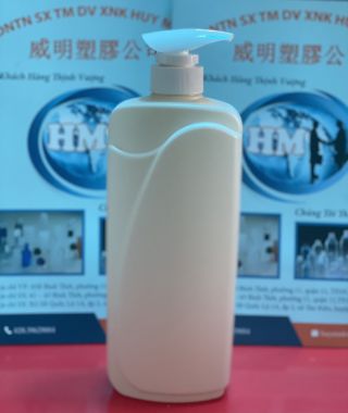 CHAI SỮA TẮM VUÔNG TA MI 1200ML